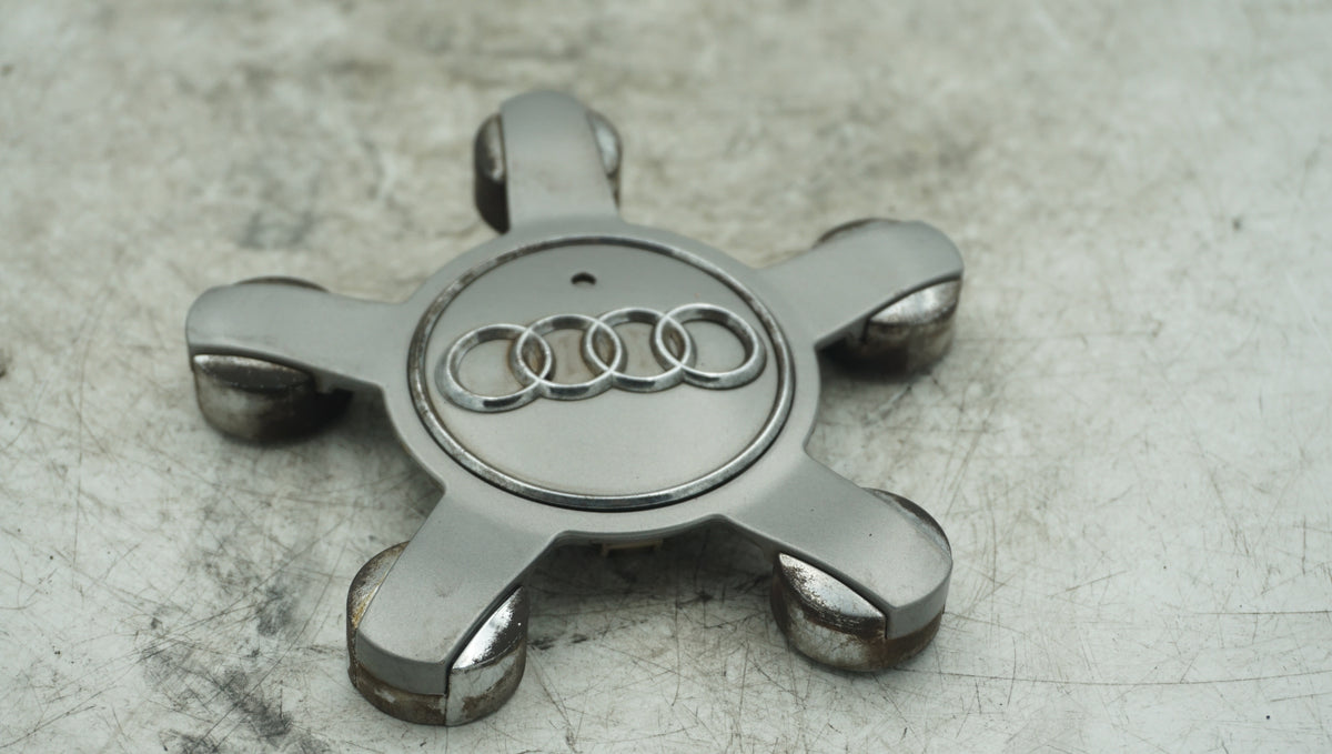 AUDI WHEEL HUB COVER 8R0601165 - LRI Autoparts