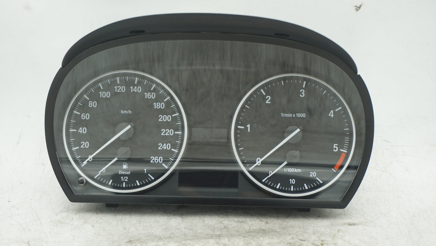 BMW  3 SERIES E90 E92 E93 SPEEDO CLUSTER 4 CYLINDER DIESEL 9242346