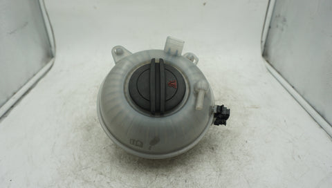 AUDI A3 8V VW GOLF MK7 COOLANT EXPANSION TANK 5Q0121407