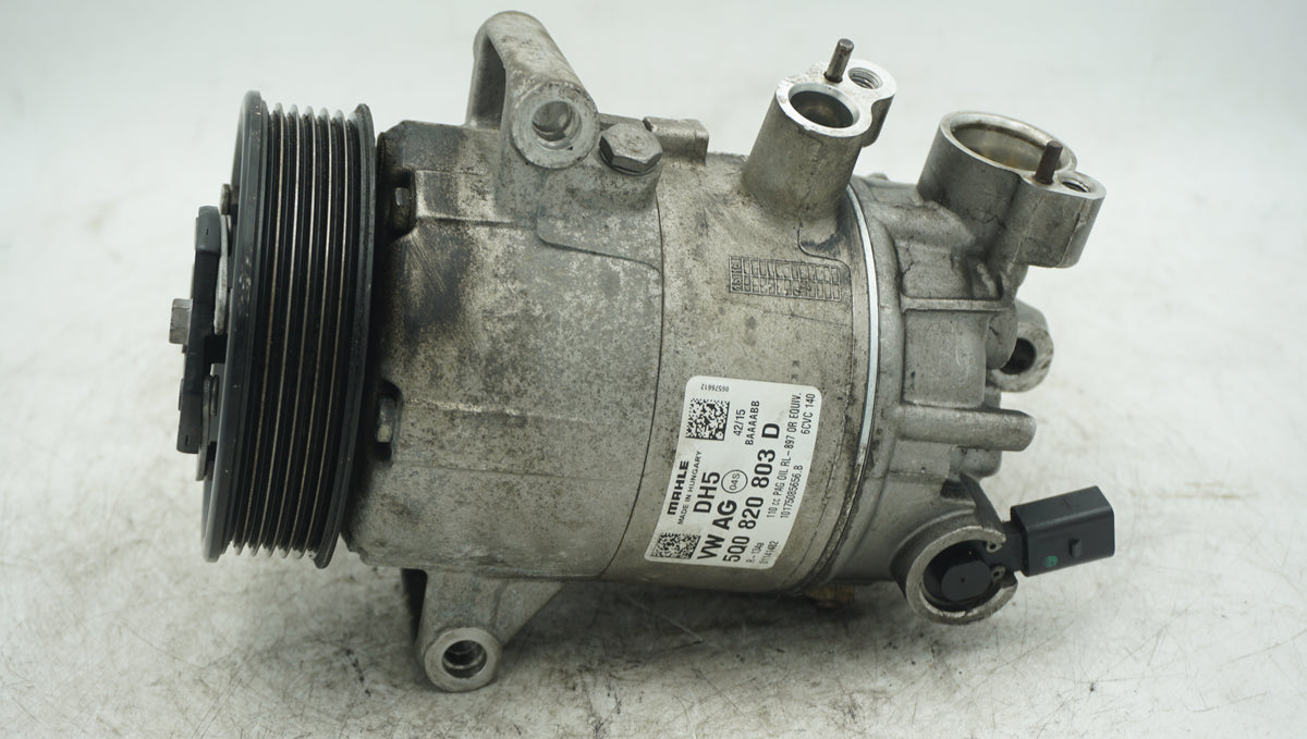 VW GOLF MK7 AC COMPRESSOR 5Q0820803