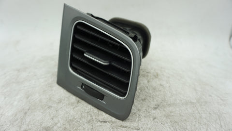 VW GOLF MK7 FRONT RIGHT DRIVERS AIR VENT 5G2819704