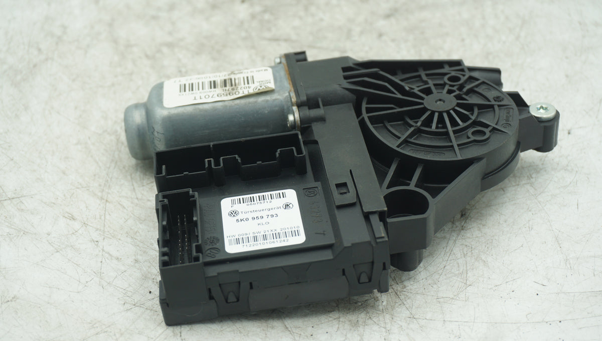 VOLKSWAGEN GOLF MK6 RHS FRONT DRIVERS WINDOW MOTOR 5K0959793 - LRI Autoparts
