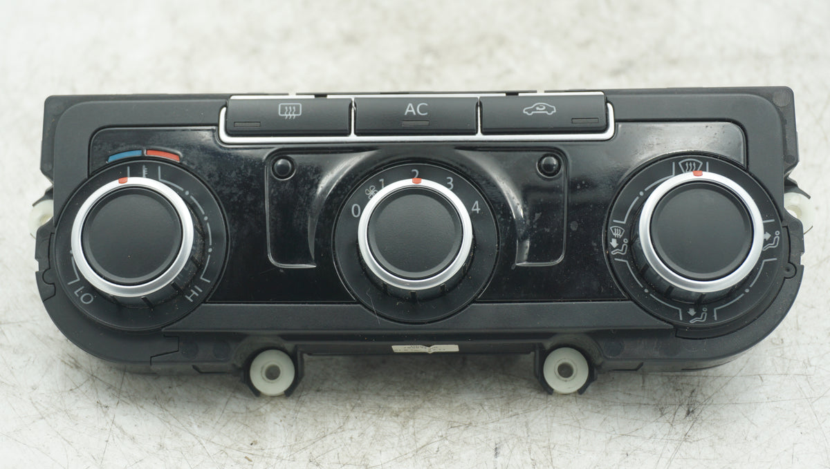 VOLKSWAGEN GOLF MK6 A/C HEATER CLIMATE CONTROL 5HB009751