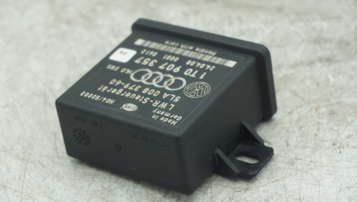 VW GOLF MK5 HEADLIGHT CONTROL MODULE 1T0907357