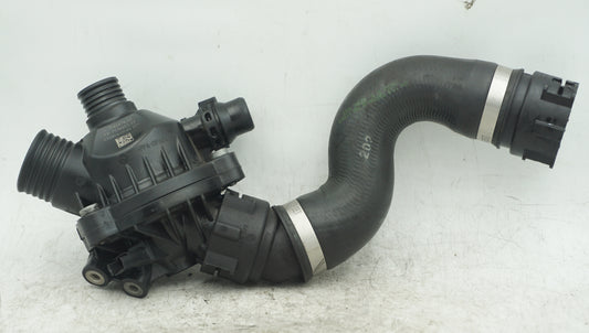 BMW 1 3 5 X  N52 N54 COOLANT THERMOSTAT HOUSING 7549476