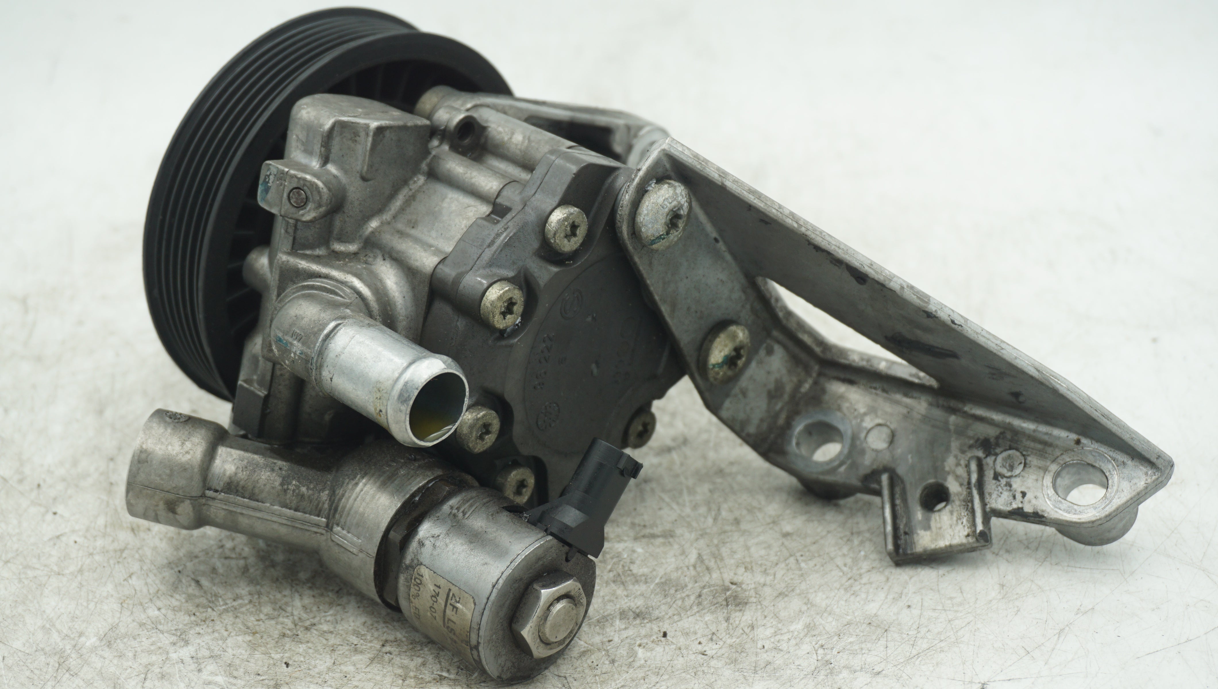 BMW 1 3 5 X SERIES N54 N52 N52N 2.5L 3.0L POWER STEERING PUMP LRI