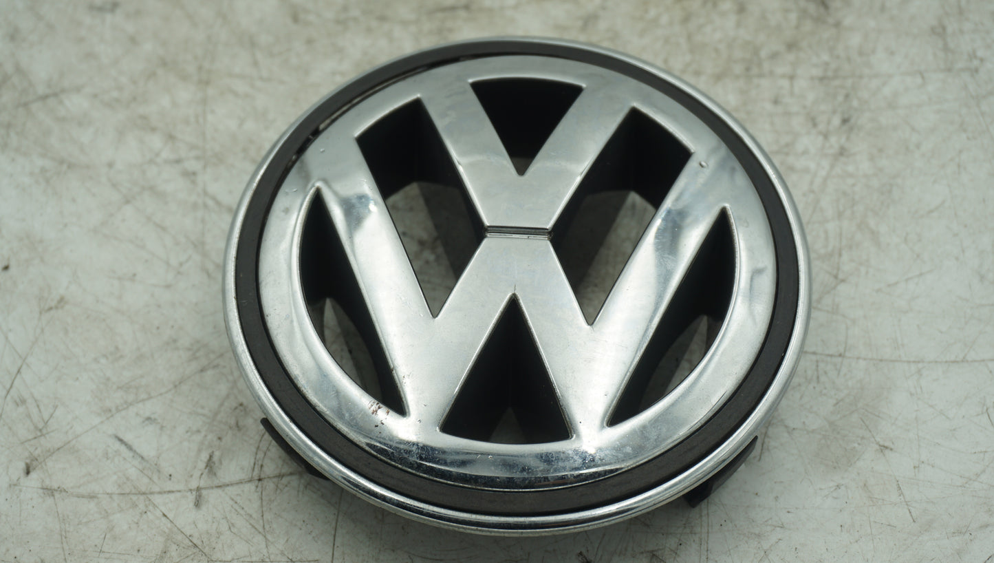 VW GOLF MK5 FRONT BUMPER BADGE 3D7853600