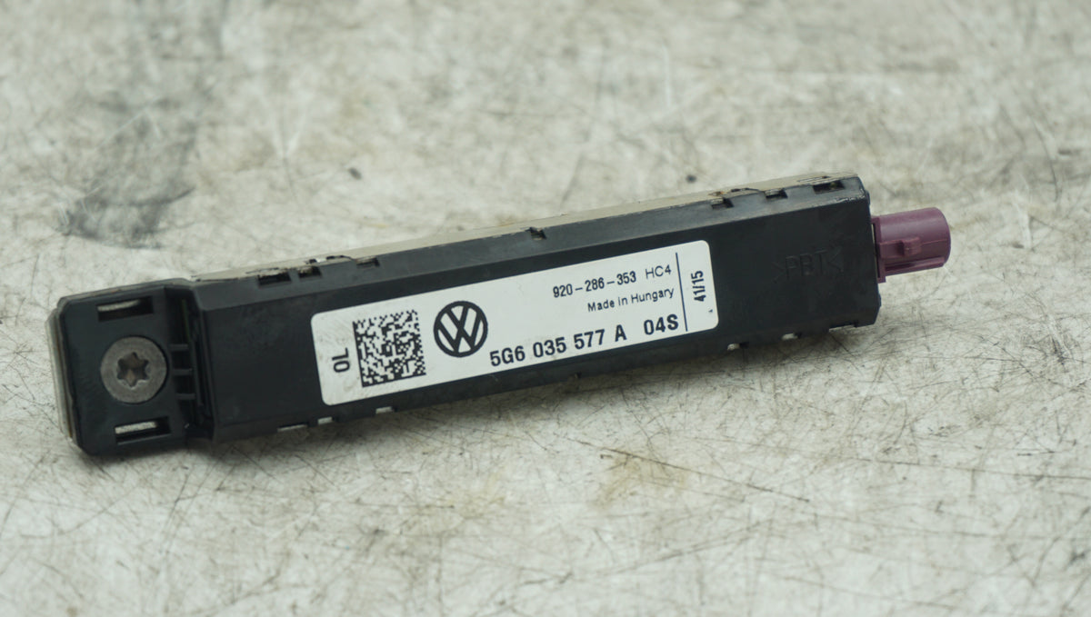 VW GOLF MK7 ANTENNA AMPLIFIER 5G6035577
