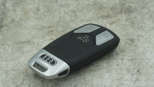 AUDI A5 F5 KEY