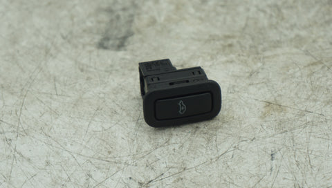VW GOLF  MK5 ALARM DEACTIVATION SWITCH BUTTON 6Q0962109A