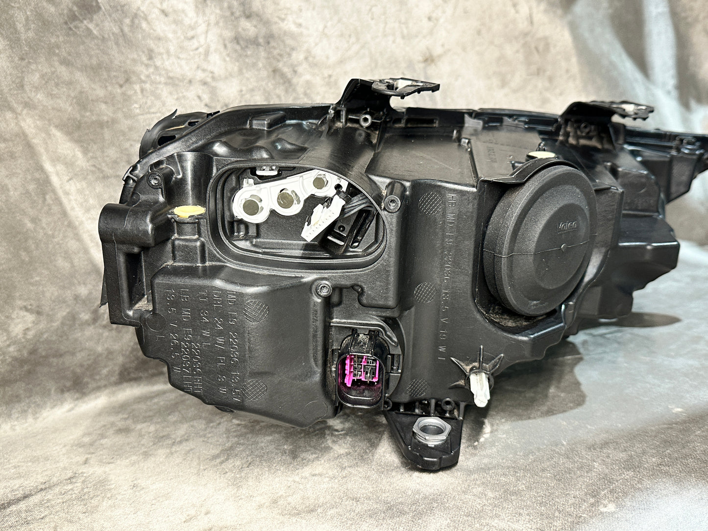 82A941033E Audi A1 LHS headlight