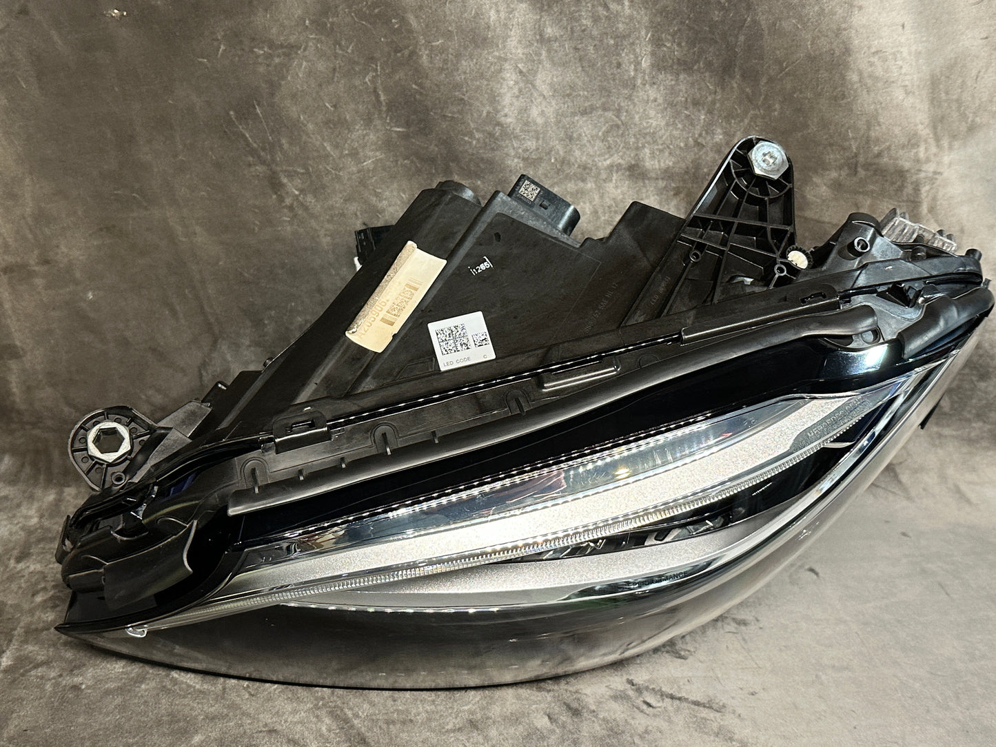 Mercedes A2059062506 LHS headlight