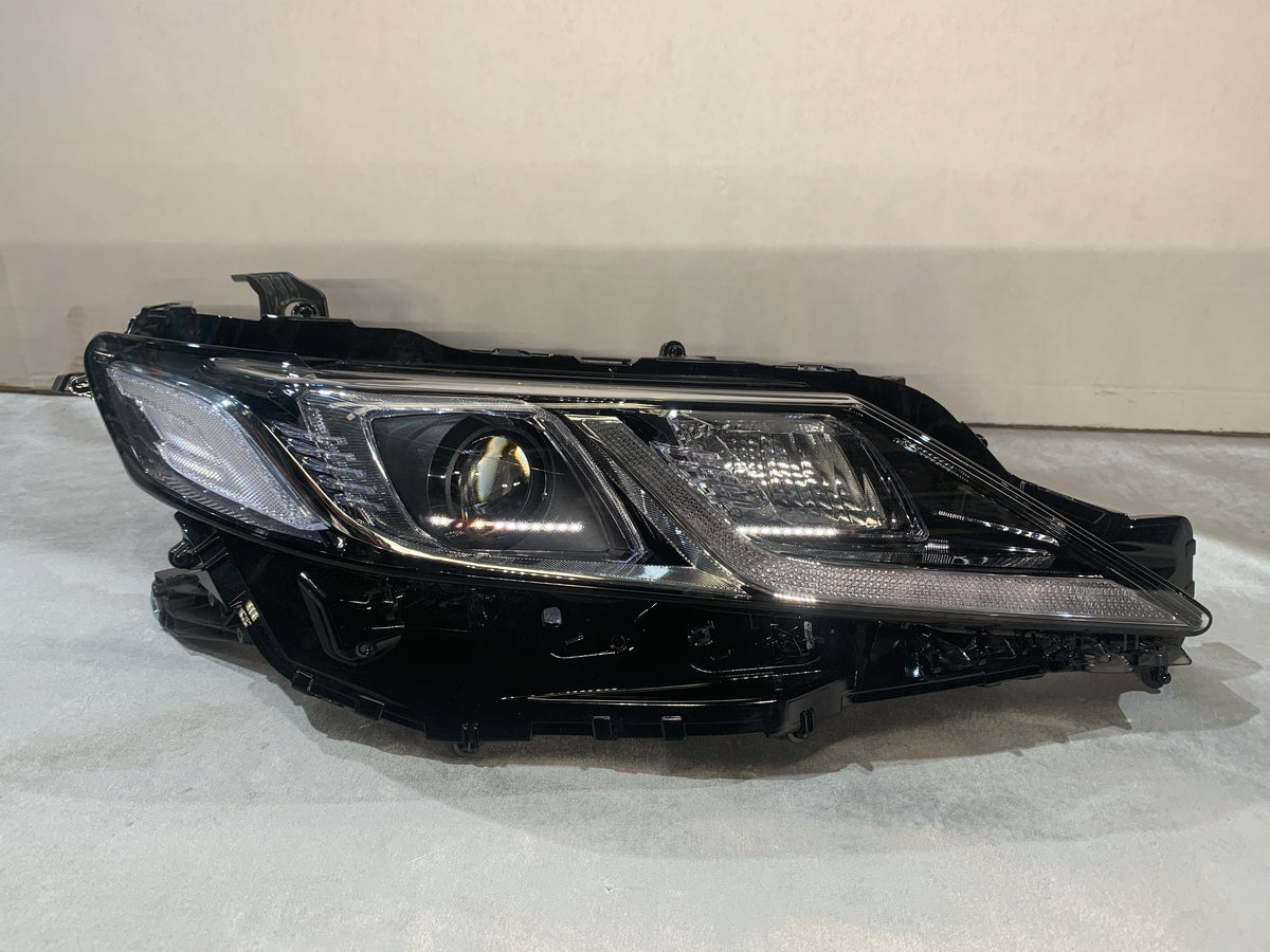 TOYOTA CAMRY XV70 RHS RIGHT LED HEADLIGHT 81110-33A30 - LRI Autoparts