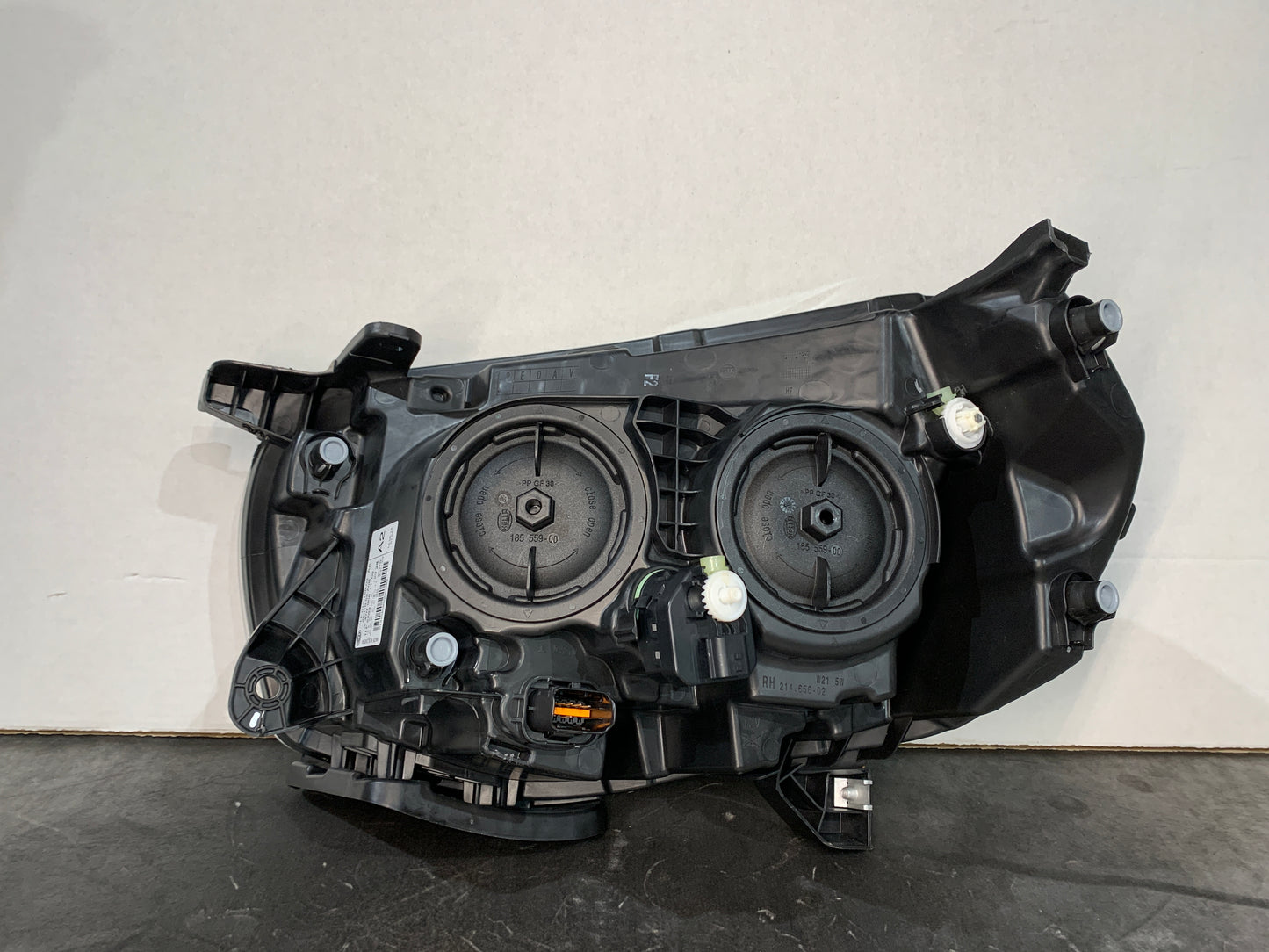 MERCEDES X-CLASS W470 RHS RIGHT HALOGEN HEADLIGHT