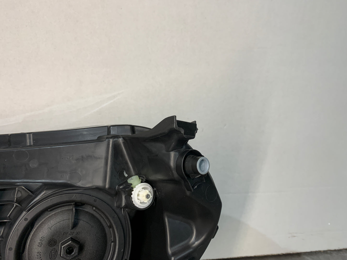 MERCEDES X-CLASS W470 RHS RIGHT HALOGEN HEADLIGHT