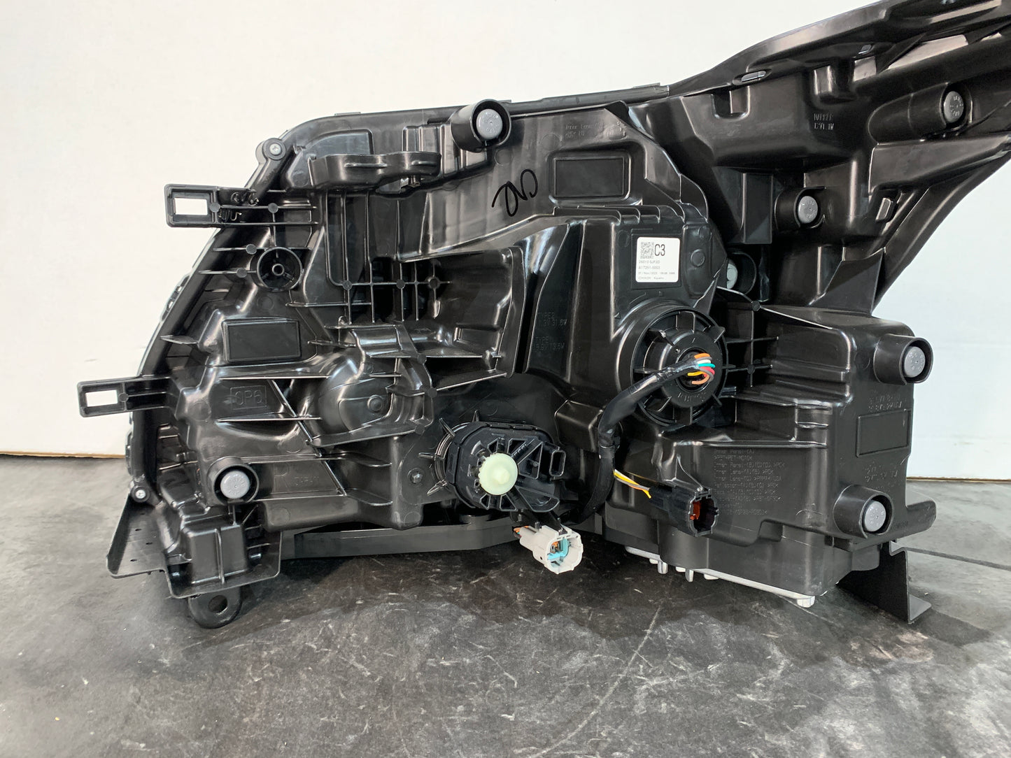 NISSAN PATROL Y62 RHS RIGHT LED HEADLIGHT 2019-2025