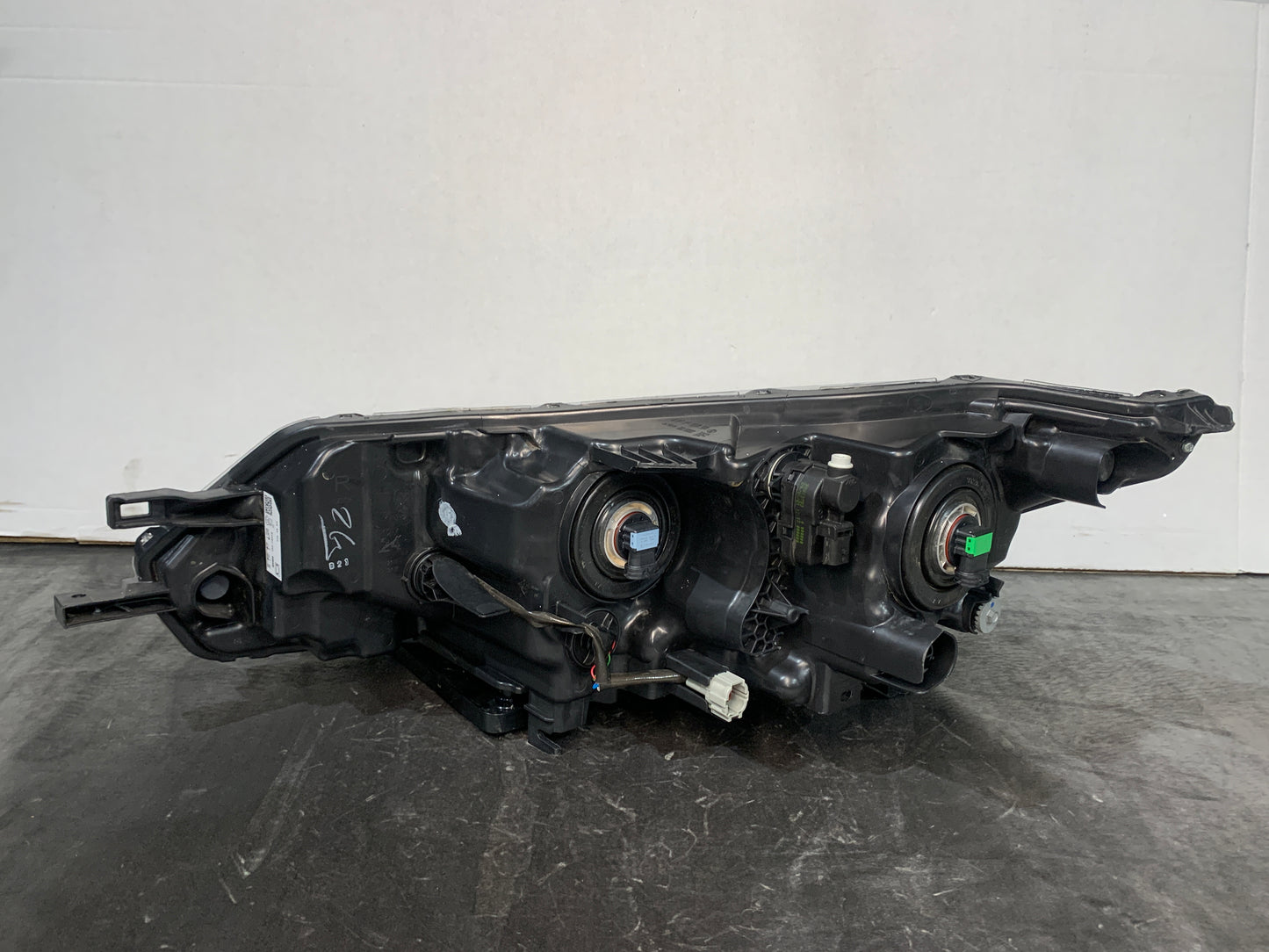 NISSAN QASHQAI J11 RHS RIGHT HALOGEN HEADLIGHT 26010HV05B