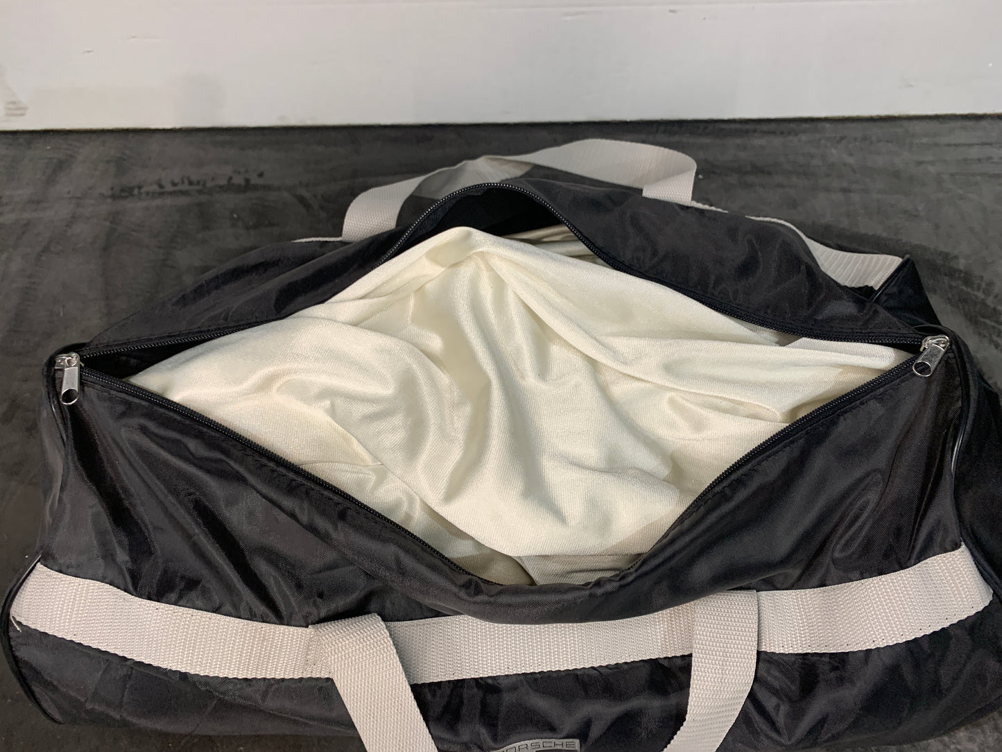 PORSCHE 911 (992) GENUINE INDOOR CAR COVER 992.044.012.00