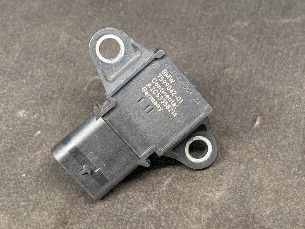 BMW AIR INTAKE FLOW MAP PRESSURE SENSOR 7599042 - LRI Autoparts