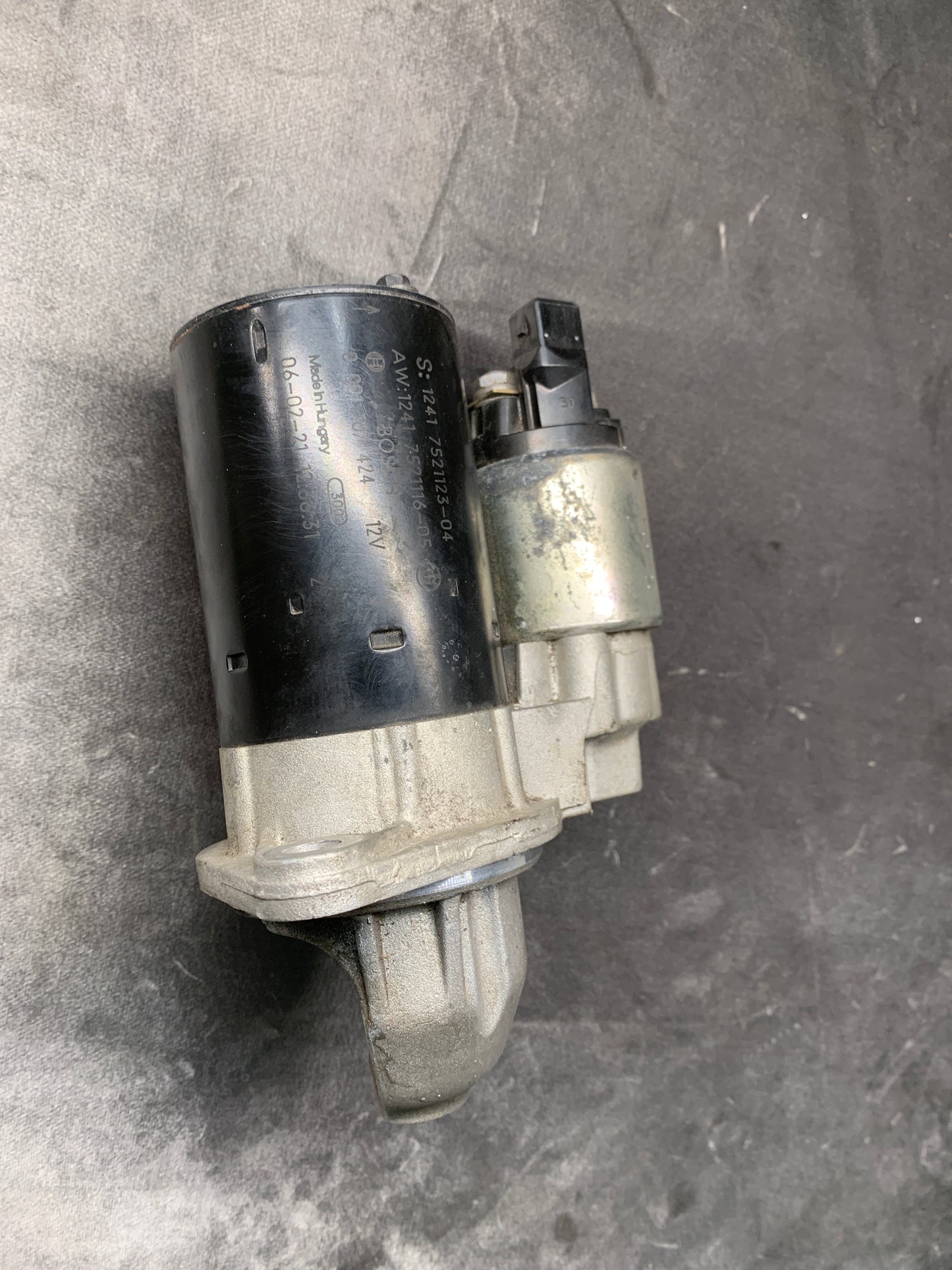 BMW 1 3 5 X SERIES 135 335 N54 STARTER MOTOR 7521123