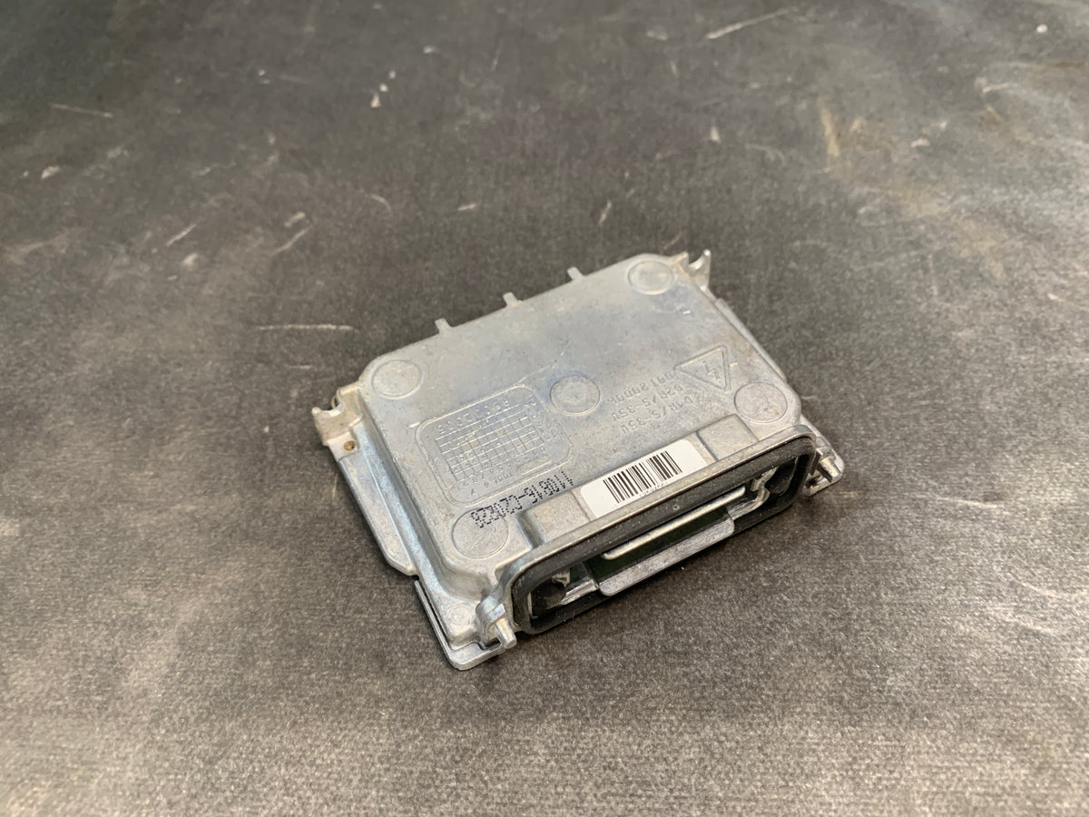 BMW 1 SERIES E82 E87 E88 XENON HEADLIGHT BALLAST MODULE 89032335 - LRI Autoparts