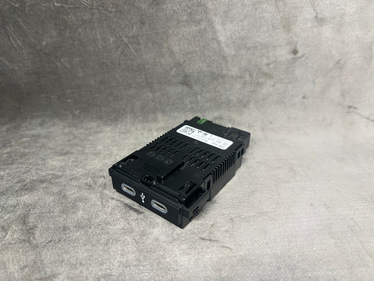 2G6035700