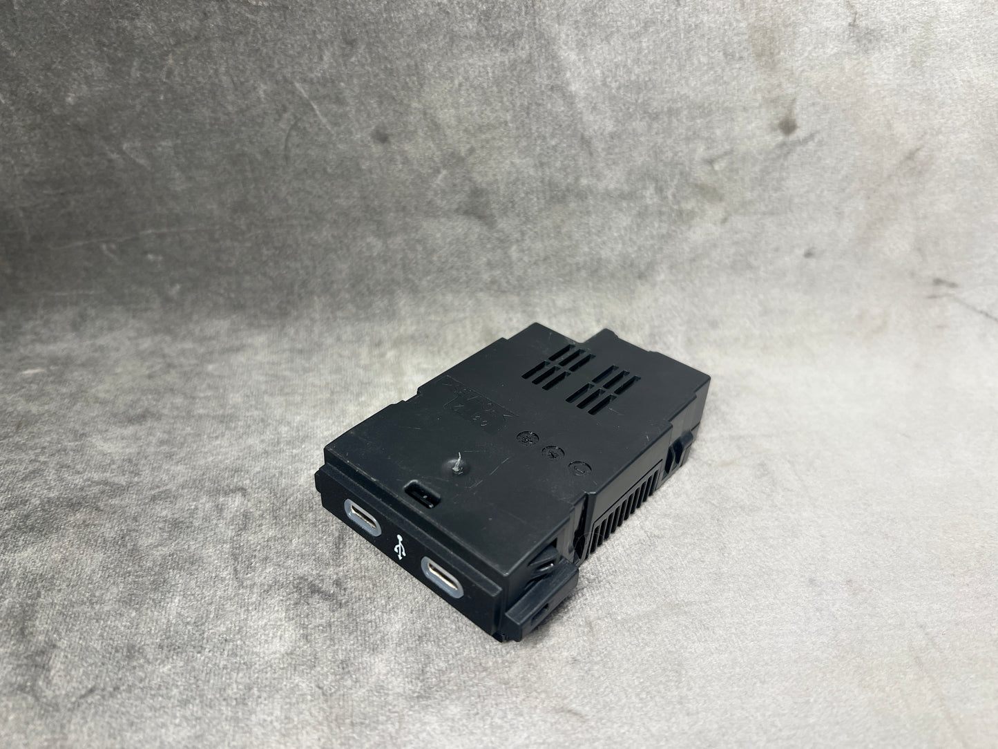 2G6035700