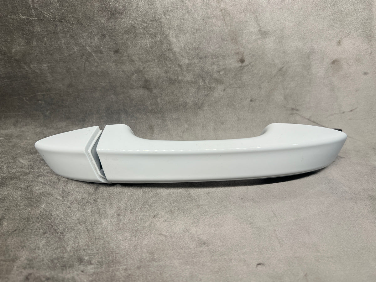 VW POLO AW MK6 T-CROSS TAIGO REAR RIGHT EXTERIOR DOOR HANDLE WHITE 2G0837206