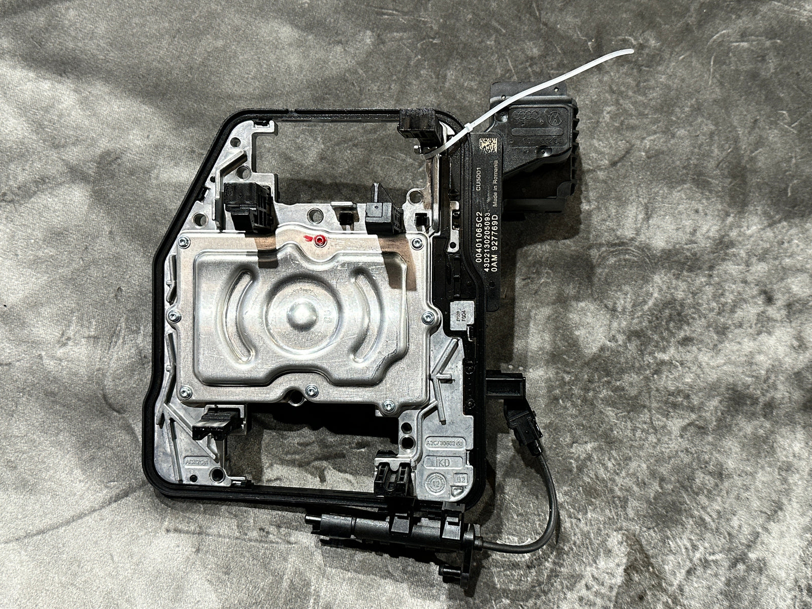 VOLKSWAGEN AUDI DQ200 MECHATRONICS TCU 0AM927769D - LRI Autoparts
