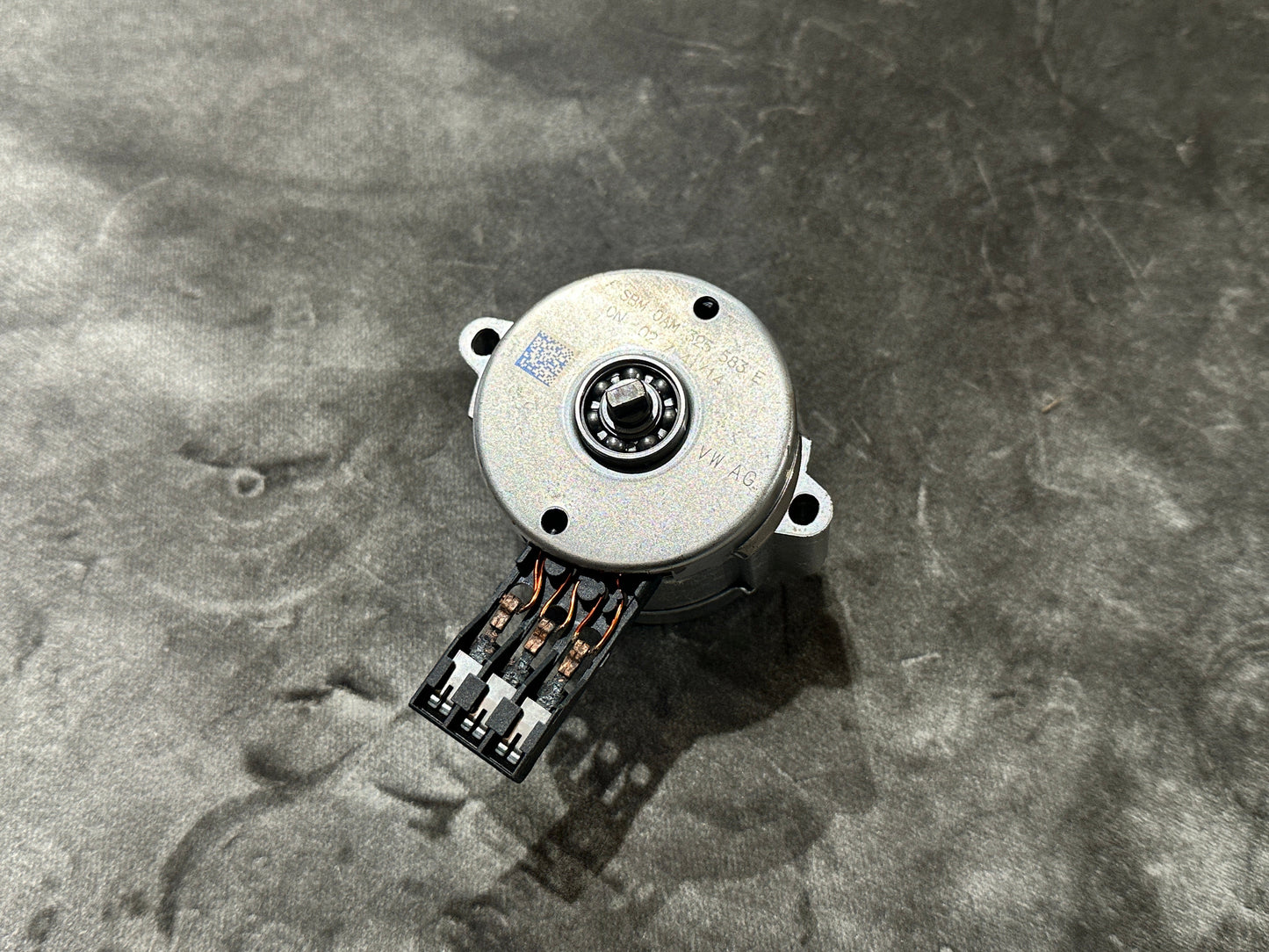 VOLKSWAGEN AUDI DQ200 0AM MECHATRONICS STEP MOTOR 0AM325583E