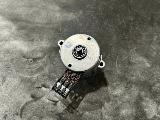 VOLKSWAGEN AUDI DQ200 0AM MECHATRONICS STEP MOTOR 0AM325583E