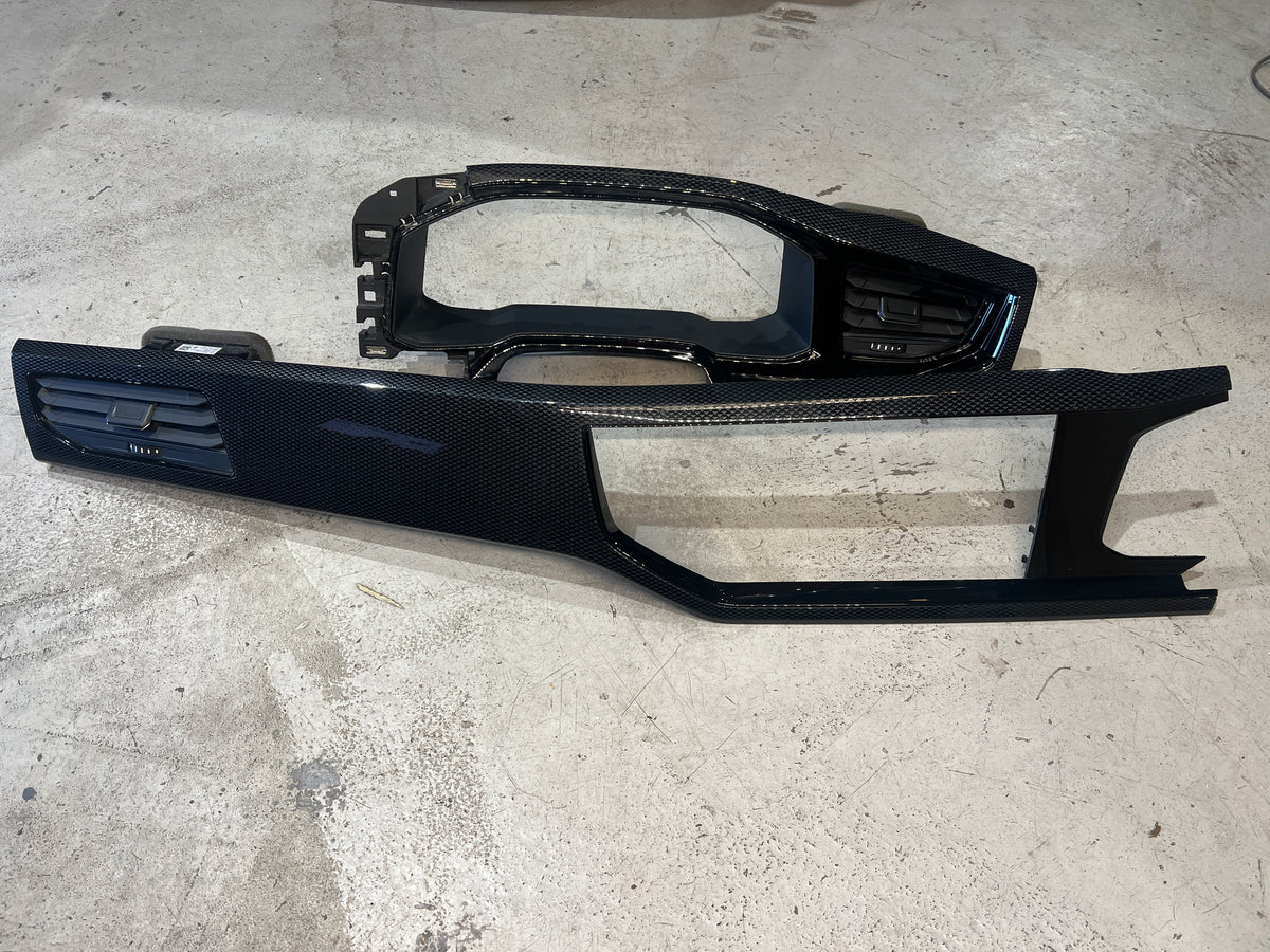 VW POLO AW MK6 RHD PASSENGER SIDE DASH TRIM PANEL WITH AIR VENT CARBON LOOK 2G2858417