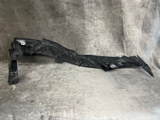 BMW 1 SERIES E81 E82 E87 RIGHT HEADLIGHT SUPPORT MOUNTING BRACKET 51647120824 - LRI Autoparts