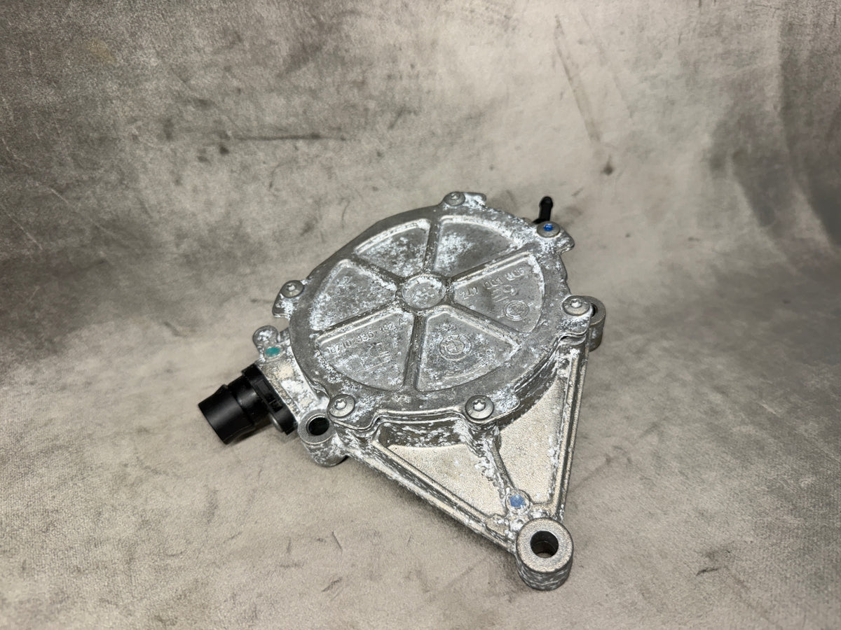 BMW N20 N26 VACUUM PUMP 11667640279 F20 F30 F10 X1 E84 X3 F25 Z4 E89