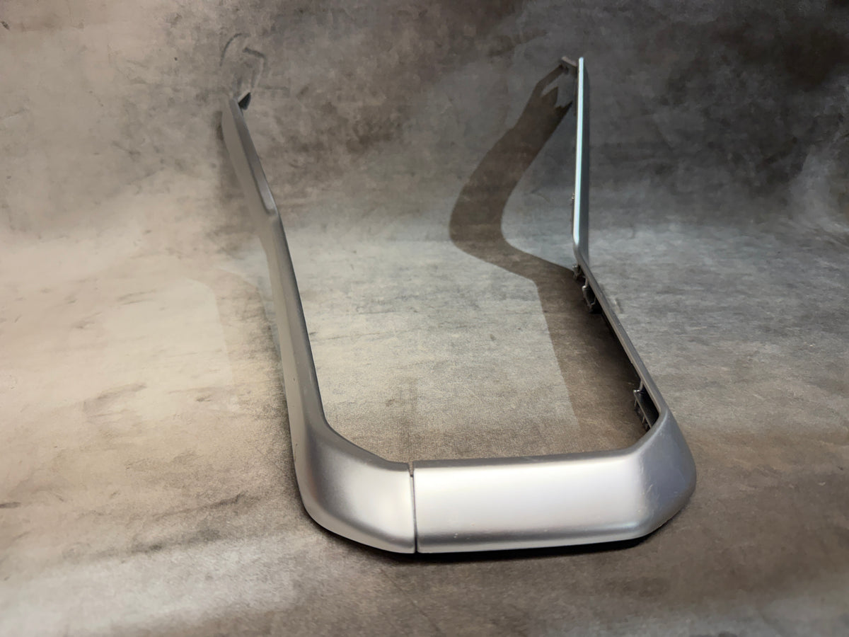 VW POLO MK6 AW RIGHT DRIVERS CENTRE CONSOLE SIDE TRIM COVER SILVER 2G2863052