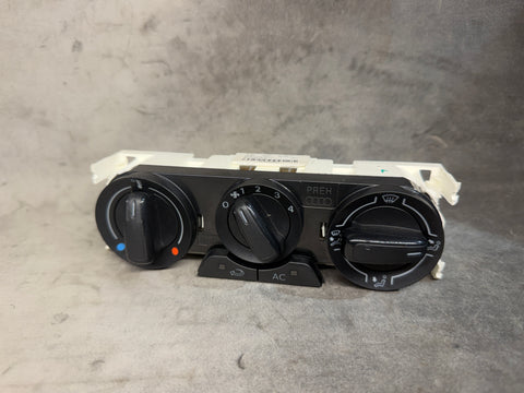 AUDI A1 8X MANUAL HEATER AIR CON CONTROL PANEL SWITCH PREH 8X0820045