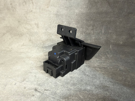 6954718 - LRI Autoparts