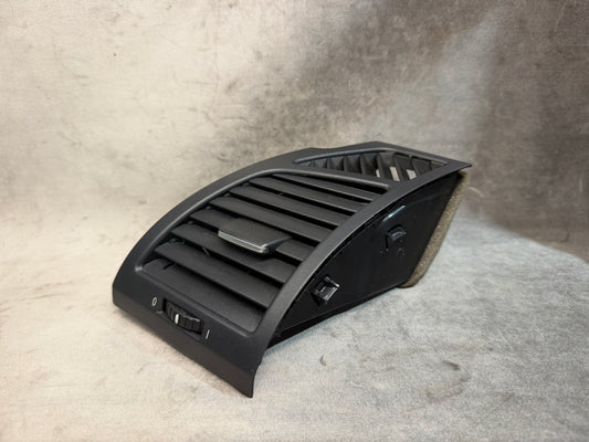 BMW 1 SERIES E81 E82 E87 E88 LEFT PASSENGER DASHBOARD AIR VENT GRILLE 64227059187