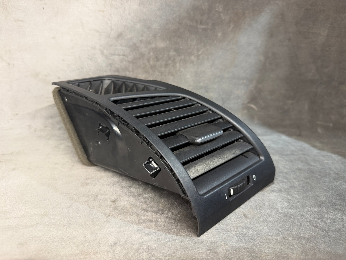 BMW 1 SERIES E81 E82 E87 E88 RIGHT DRIVERS DASHBOARD AIR VENT GRILLE 64227059188