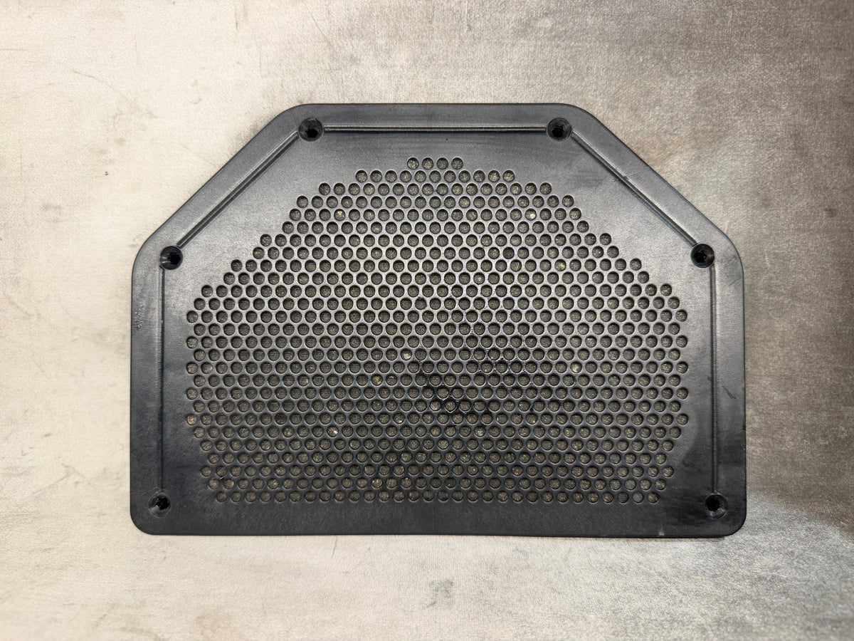 BMW 1 SERIES E81 E82 E87 E88 X1 E84 CENTRE SUBWOOFER SPEAKER GRILLE COVER 65136925328