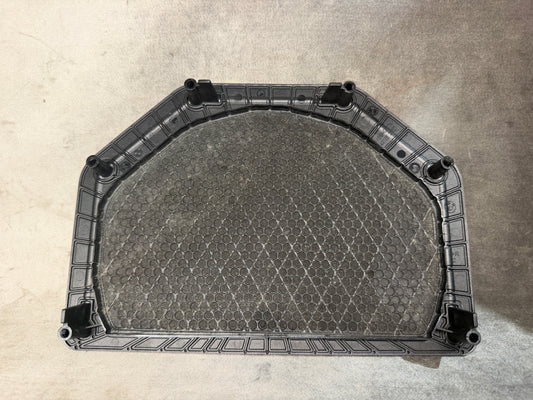 BMW 1 SERIES E81 E82 E87 E88 X1 E84 CENTRE SUBWOOFER SPEAKER GRILLE COVER 65136925328