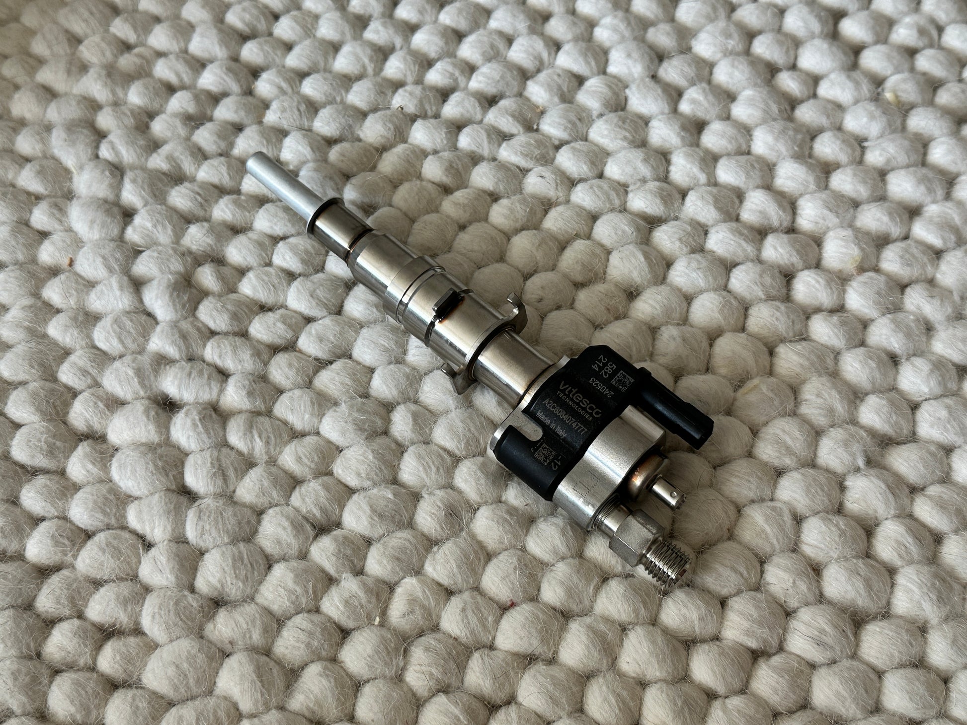 BRAND NEW GENUINE BMW N54 N63 INDEX 12 INJECTOR SET x6 7585261-12 - LRI Autoparts