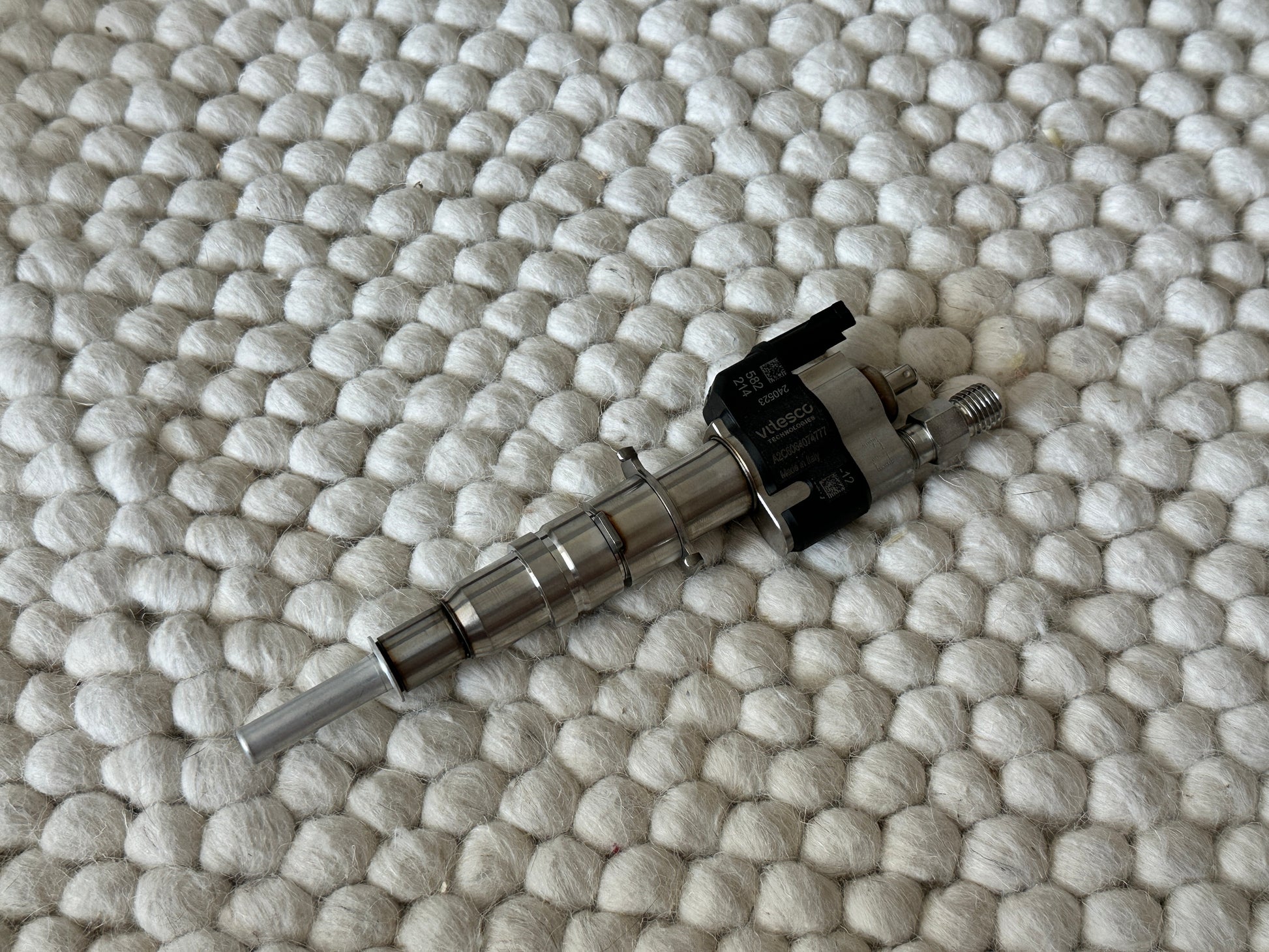BRAND NEW GENUINE BMW N54 N63 INDEX 12 INJECTOR SET x6 7585261-12 - LRI Autoparts