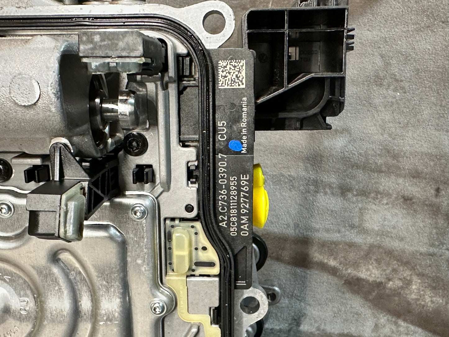 NEW Volkswagen Audi DQ200 0AM DSG Mechatronics Unit with TCU 0AM927769E 0AM325065S - LRI Autoparts