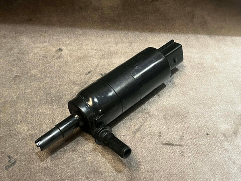 BMW 1 3 4 5 SERIES WINDSCREEN WASHER FLUID PUMP 7217792