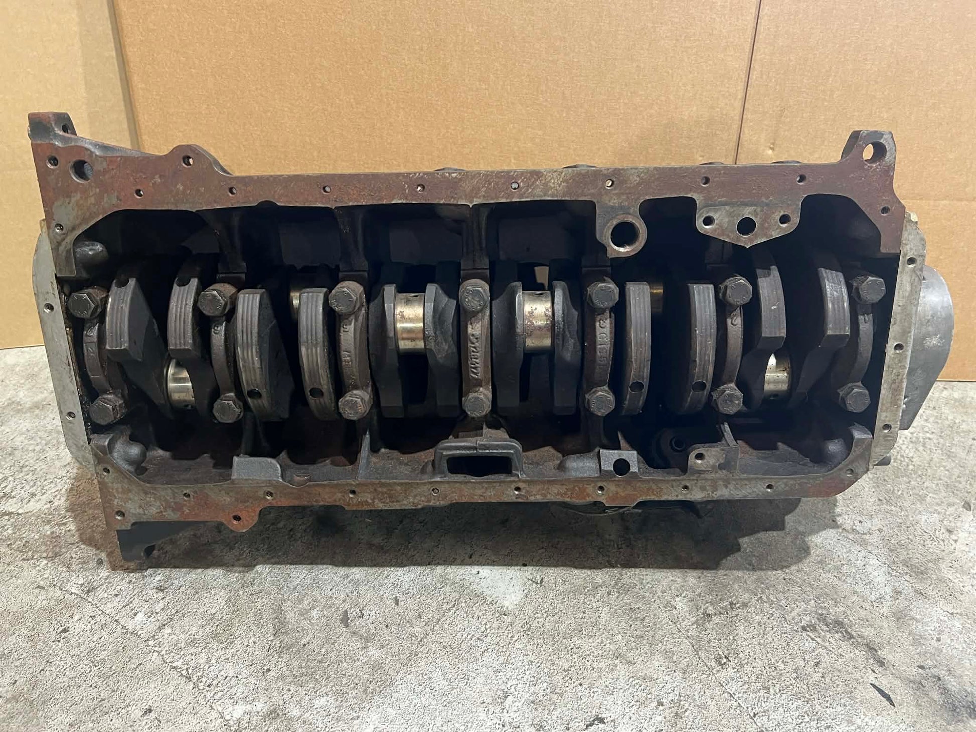 BMW 3 SERIES E30 M20B25 ENGINE BLOCK WITH CRANKSHAFT - LRI Autoparts