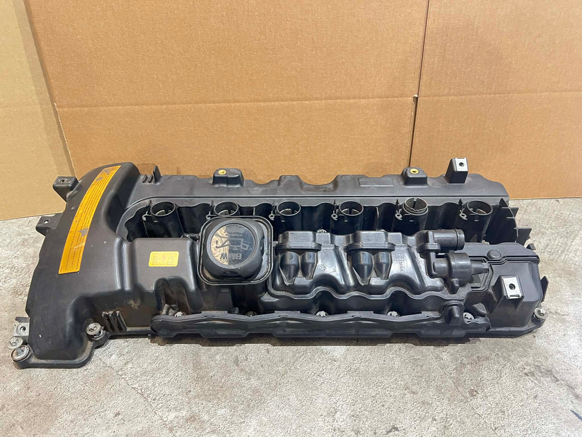 BMW 1 3 5 7 X SERIES N54 ROCKER COVER 11127565284 - LRI Autoparts