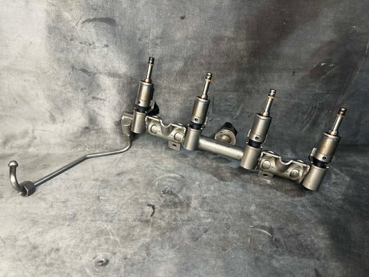 BMW N13 Fuel Rail Assembly with 4 Injectors and Pressure Sensor - F20 F21 F30