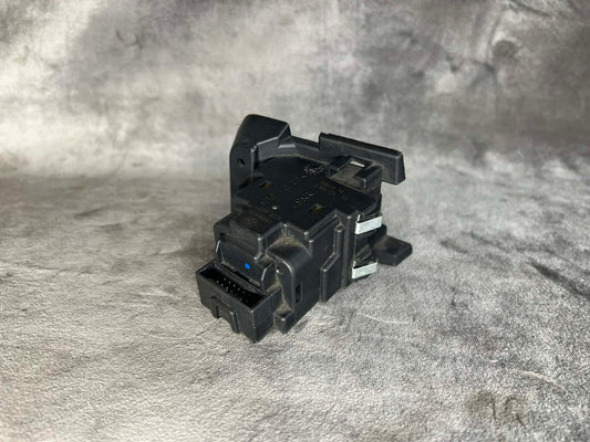 BMW E90 / E91 / E92 / E93 3 Series Ignition Key Reader / EWS Antenna Coil - 6954720