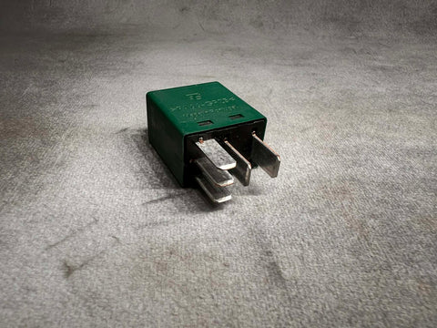 BMW Multi-Purpose Changeover Relay (Green) - 61366980177